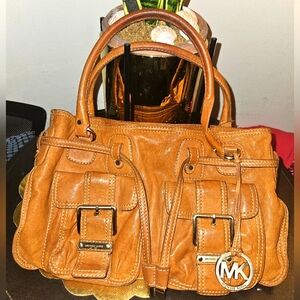 Brown Michael Kors Leather Double Front Pocket Medium Handbag Shoulder Bag